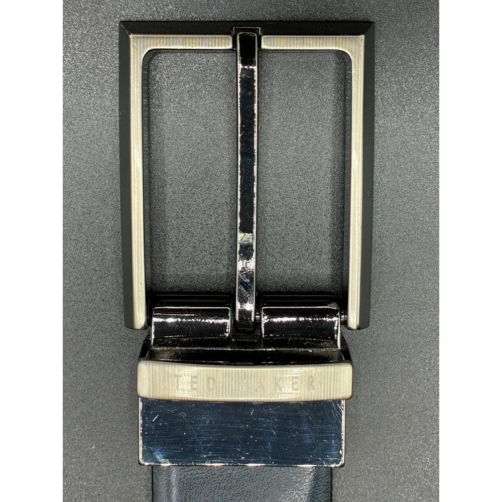 Ted Baker London Reversible Belt Mens 31 Navy Blue Red Gunmetal Buckle